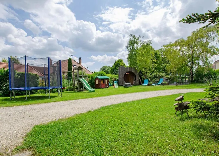 Holiday home Le Coteau De L'orme Dosches